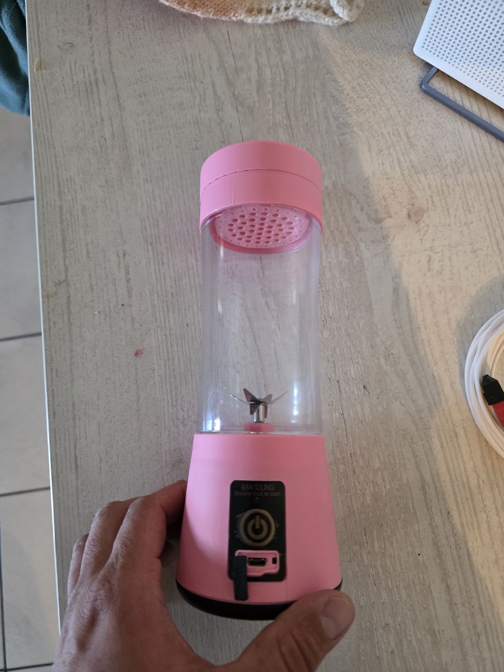 Elettrodomestici da cucina: Kabelloser USB Mixer – Nuovo (secondo la descrizione) da Rüti ZH venduto da Isa8630