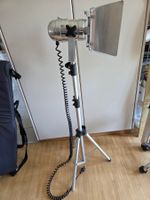 Scheinwerfer, Stehlampe, Spot mit Stativ