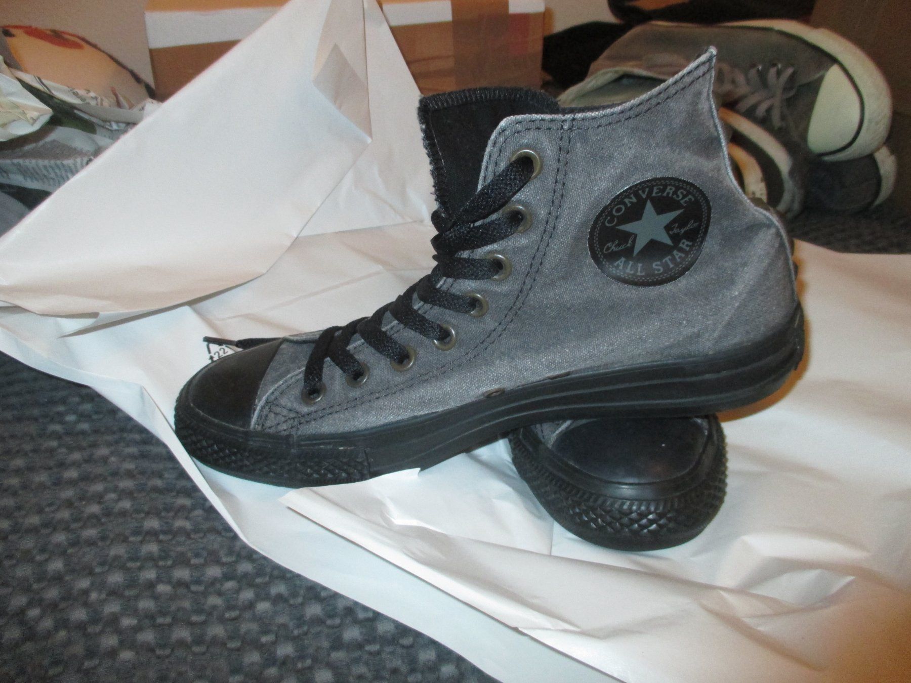 Converse Herrenschuhe: converse gr41 – Gebraucht aus Olten von Wsigi37
