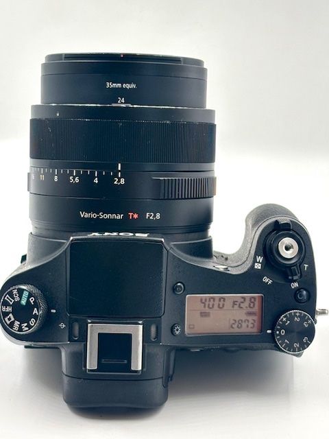 Sony Kamera: Sony DMC-RX10M2 / RX10 II / Mark 2 – Gebraucht aus Seewis Dorf von Plebejus 1