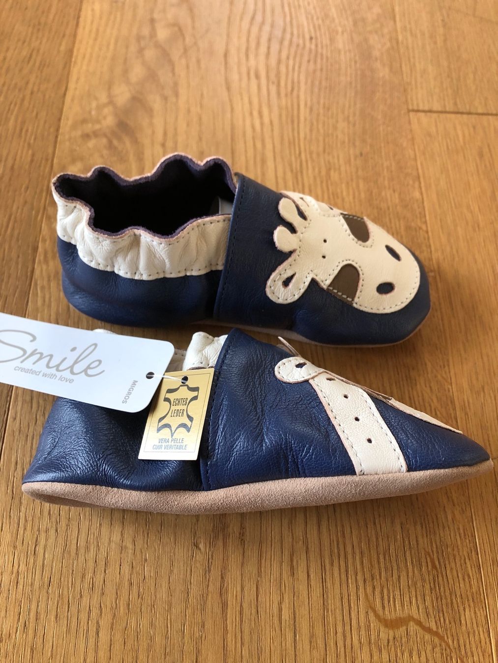 Scarpe per ragazzi: Neue Babyfinkli Gr.24 – Nuovo (secondo la descrizione) da Lengnau BE venduto da Rubin27 3