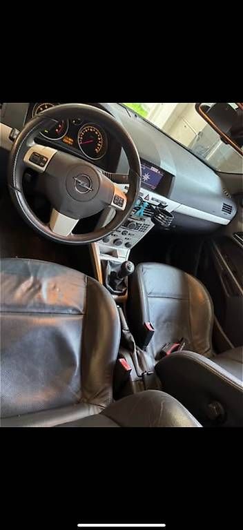 Automobili: Opel Astra H – Usato da Bronschhofen venduto da lok_z9xq 4