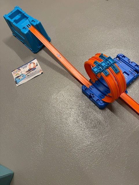 Hot Wheels Giocattoli: Hotwheels Sky Crash Tower mit 6 Autos – Usato da Zürich venduto da urs_myf7 6