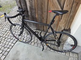 BMW Rennvelo mit Carbonrahmen