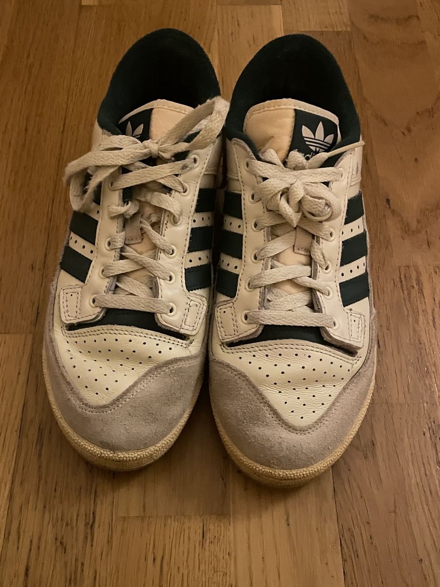 Adidas Herrenschuhe: Scarpe Adidas – Gebraucht aus Zürich von VFC161