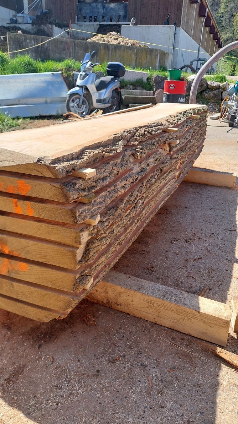Holzartikel: Esche Bretter, 40 + 50 + 60mm x 2800 – Gebraucht aus Bretzwil von AnnenHolz