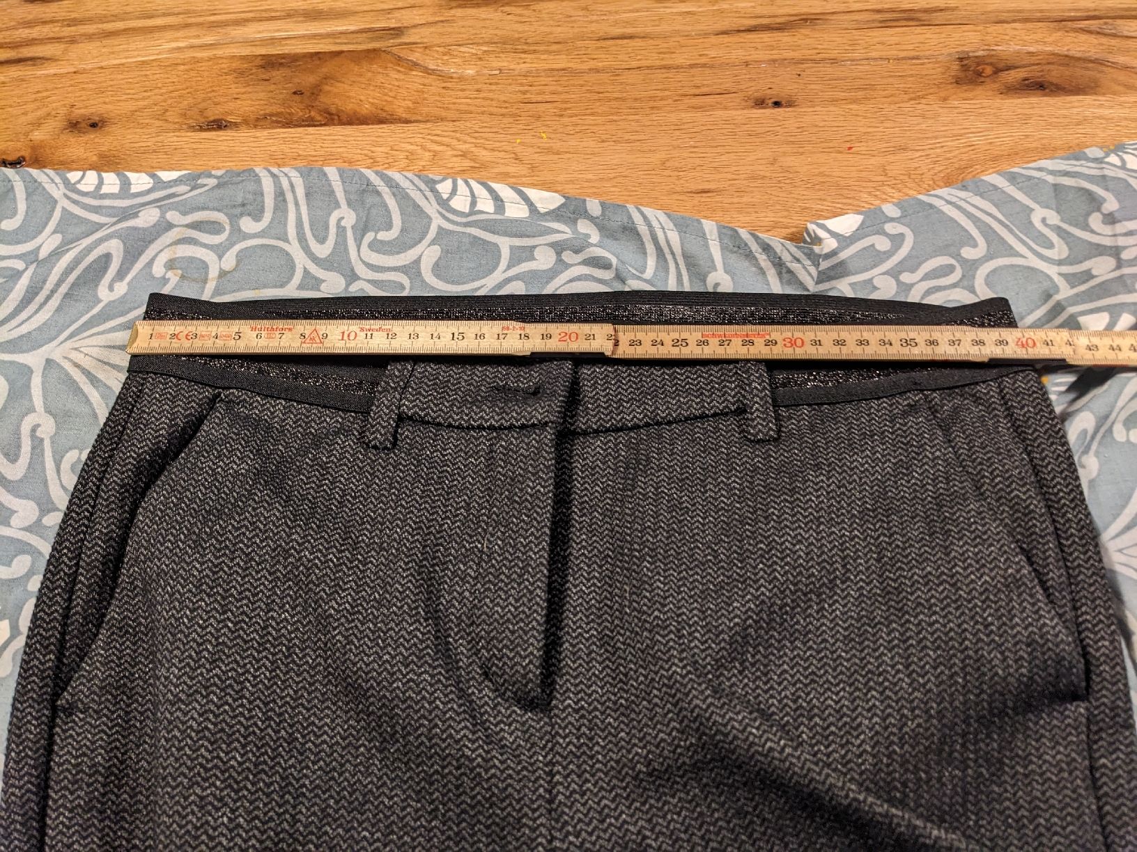 Manor Hosen: Schicke, warme Stoffhose Gr. 42 Grau – Gebraucht aus Basel von labaffe01 6