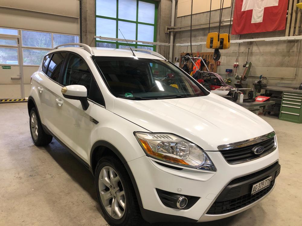 Ford Kuga 2.5T Titanium 4WD (Allrad)