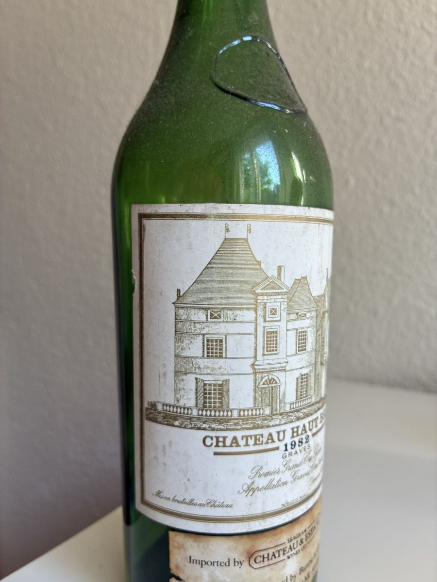 Haut-Brion Vino: Haut Brion 1982 (bouteille vide) – Usato da Genève venduto da sergei12