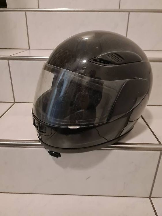 Schwarzer Motorradhelm Grösse S für den Sommer 1