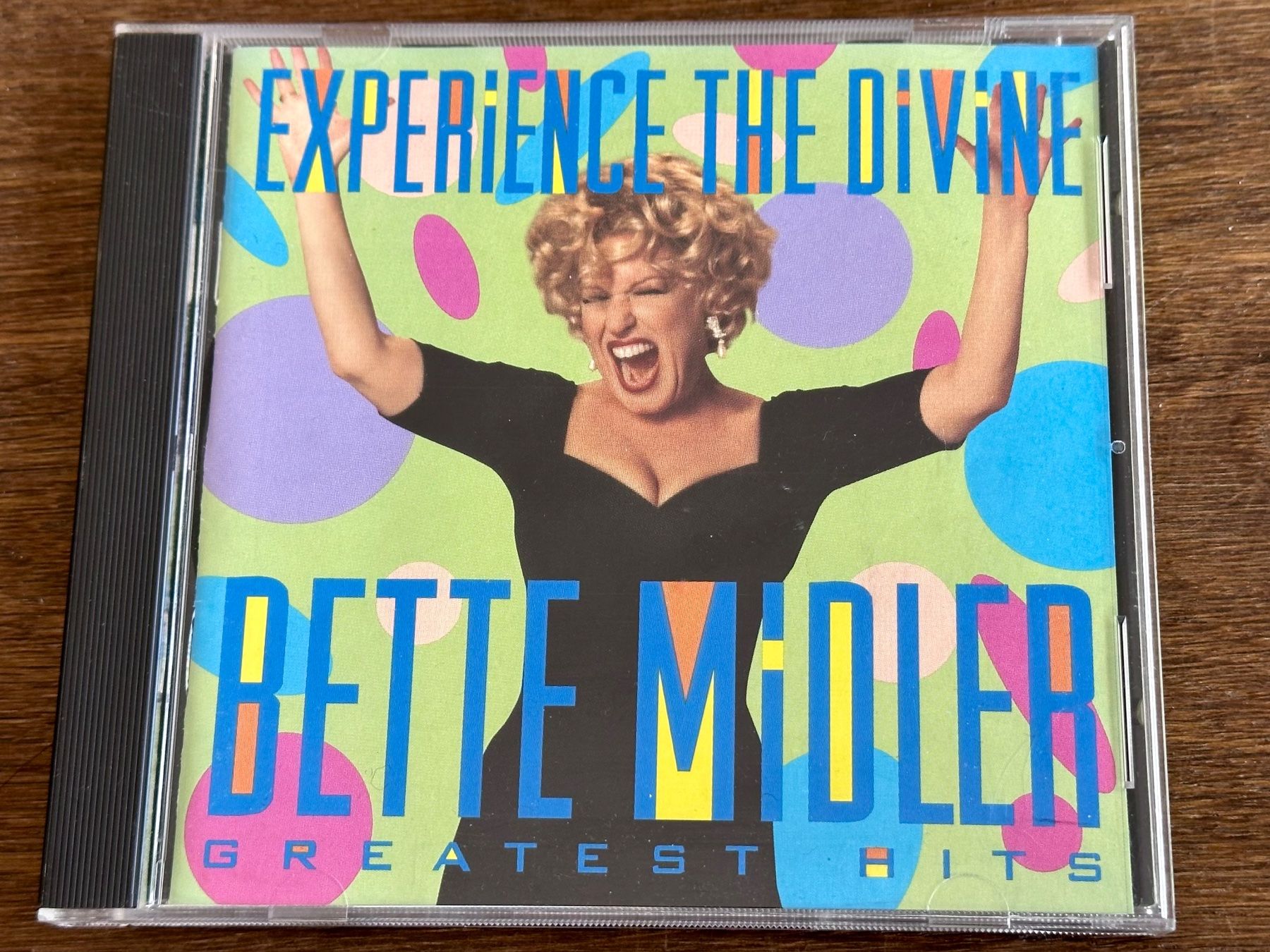 CD: Bette Midler - Experience the divine - CD – Usato da Pontresina venduto da il-bain