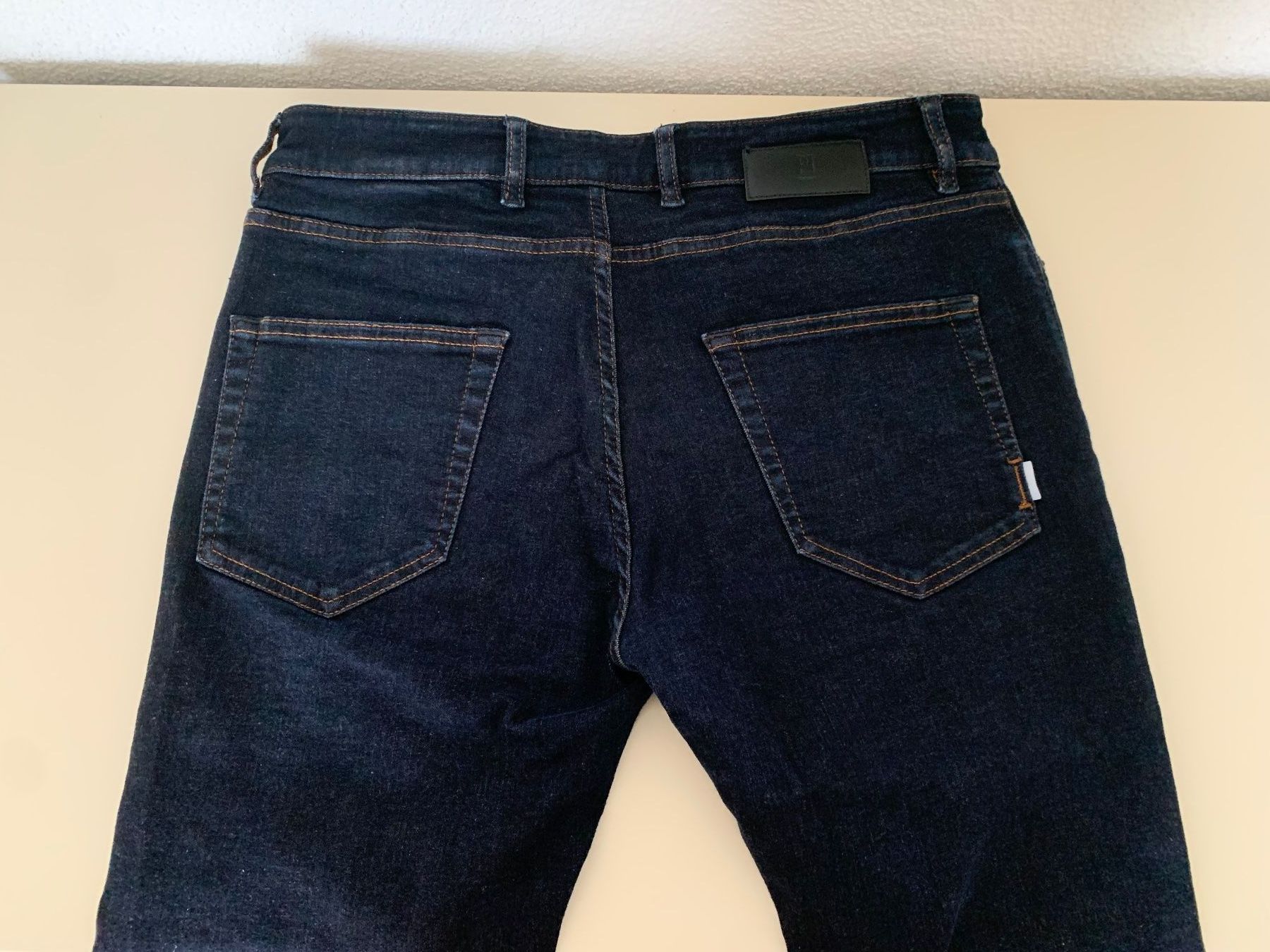 Jeans: PT TORINO Jeans  dunkelblau Gr. 33 – Usato da Rüschlikon venduto da Brixen07 5