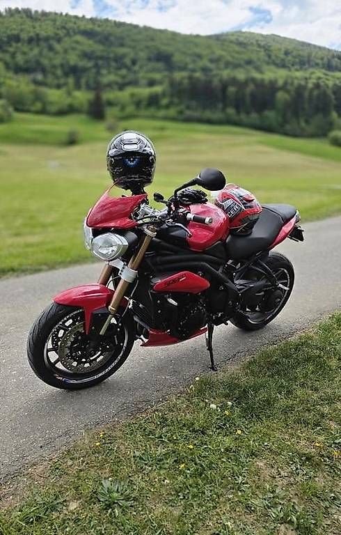 Route: Triumph Speed Triple 1050 – D'occasion à Langenthal par Goergens10 3