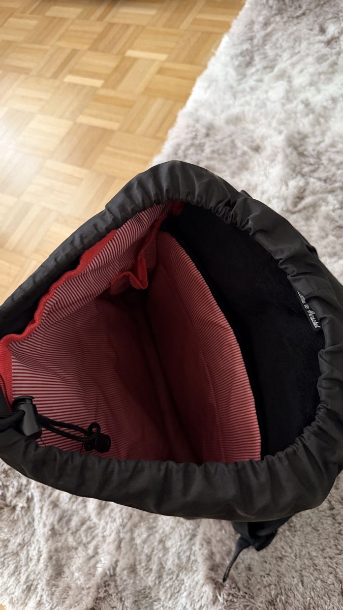 Herschel Zaini: Herschel Rucksack Little America – Usato da Frauenfeld venduto da sarahmaracara 2