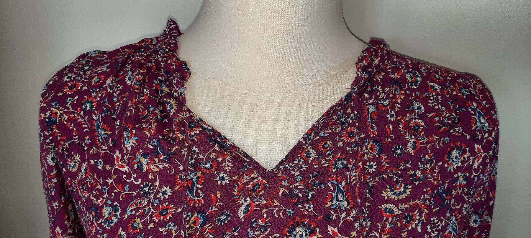 Bonita Camicette: ***BONITA*** Bluse geblümt Gr 40 – Usato da Wädenswil venduto da H2H_Secondhandshop 3