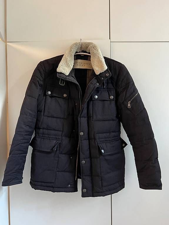 Burberry Jacken: Burberry Winterjacke – Gebraucht aus St. Gallen von Alina.33