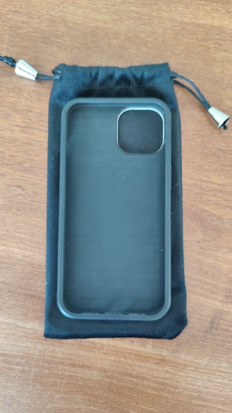 Covers & Schutzfolien: Burga iPhone 14 Handyhülle – Gebraucht aus Uzwil von DKuenzle 1