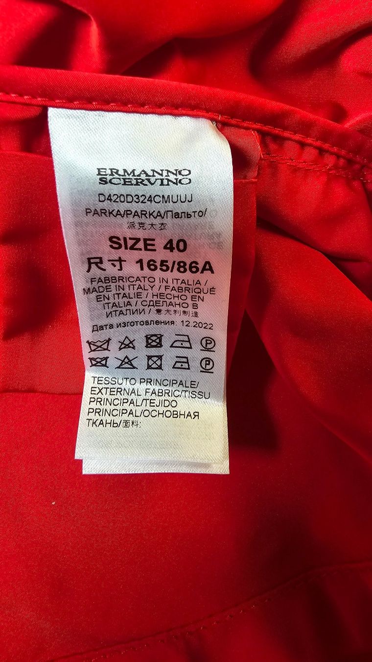 Jacken: Regenumhang Ermanno Scervino rot neuwertig 40 – Gebraucht aus Meggen von Bilanz70 4