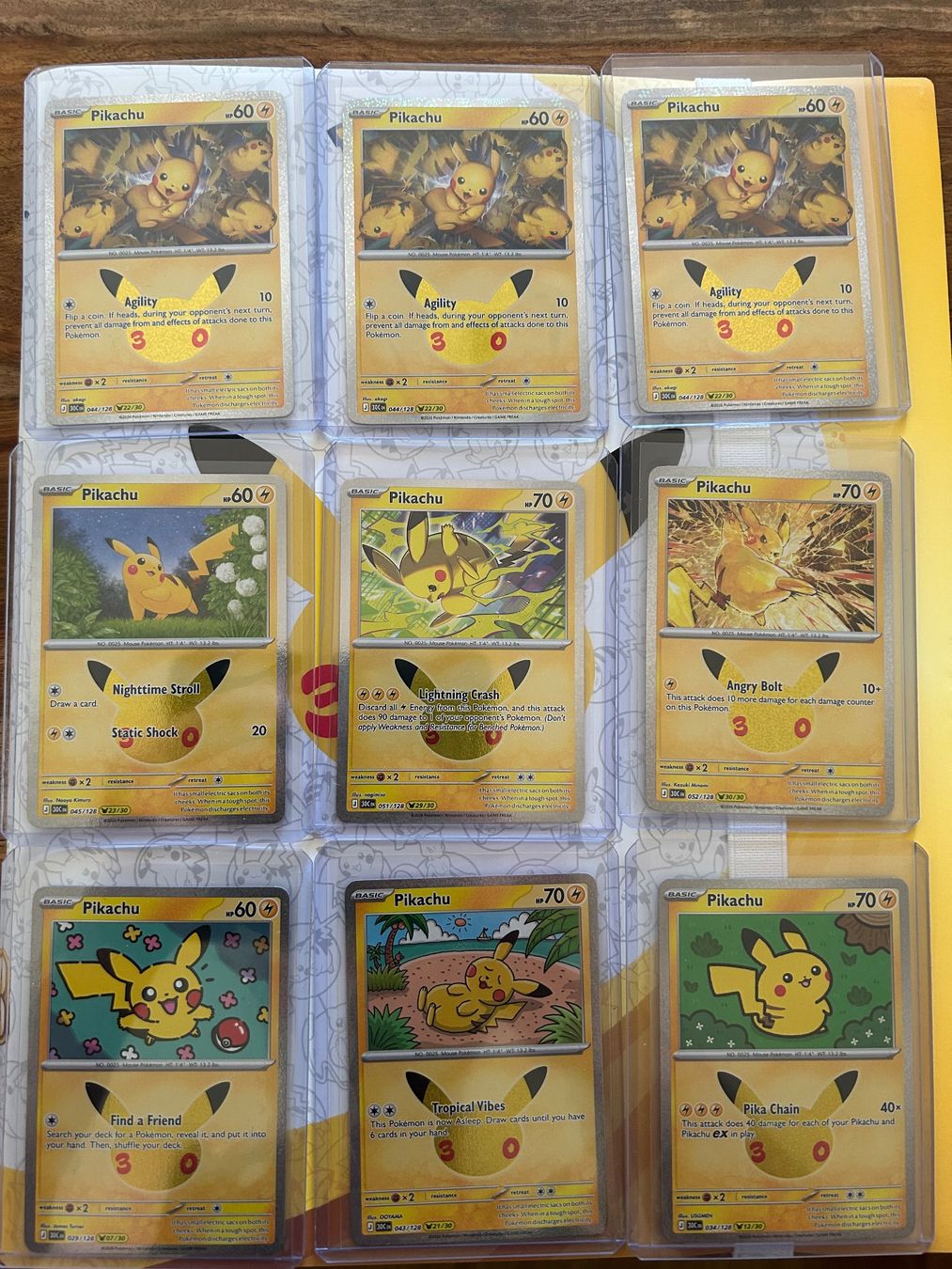 Pokémon Carte collezionabili: ENG - Pikachu Collection - 30th Anniversary – Nuovo (secondo la descrizione) da Zürich venduto da bli_yl5l 2