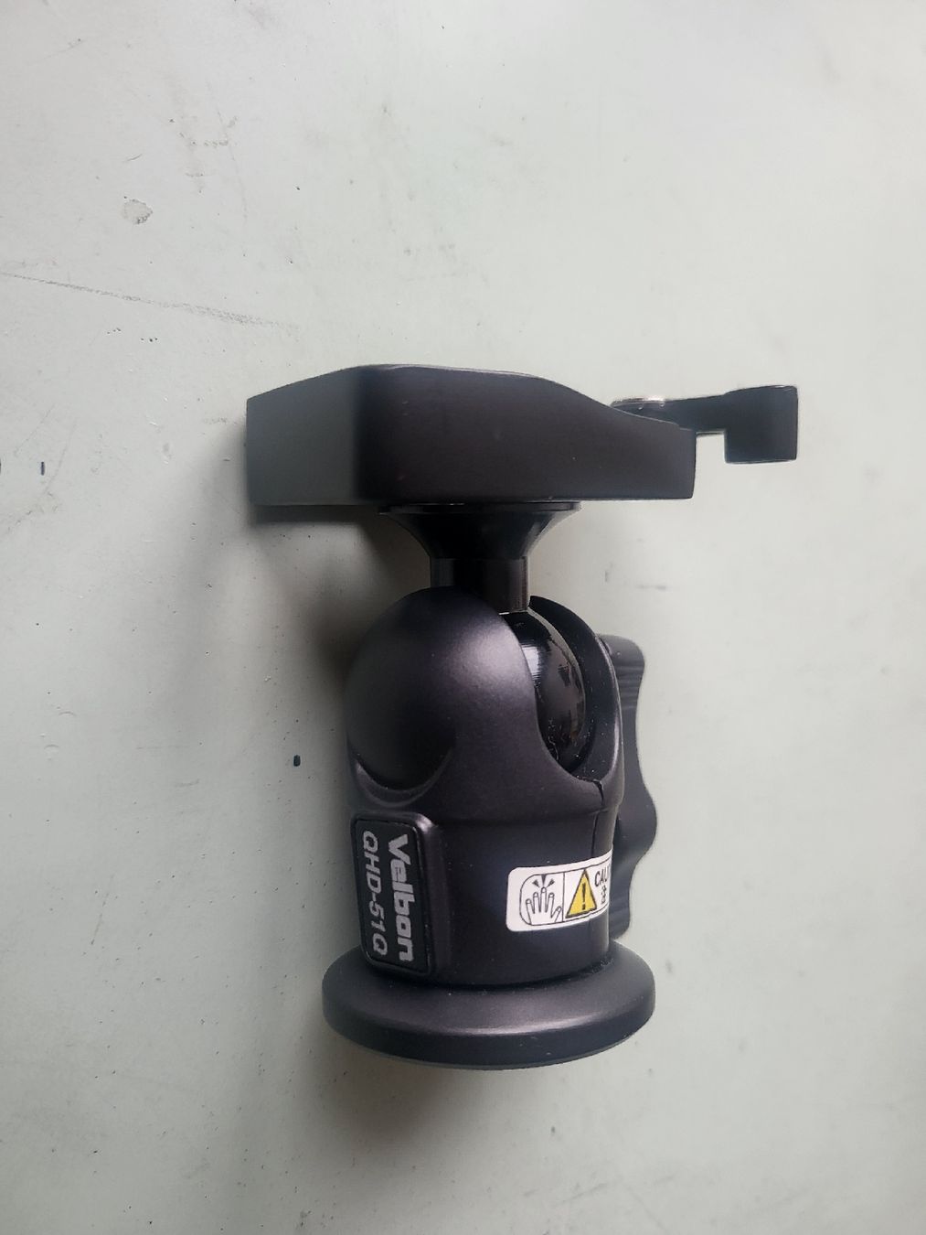 Velbon Treppiedi & Teste: Velbon QHD-51Q camera tripod  Ball Head – Usato da Geneve venduto da T36