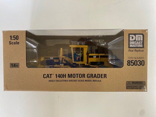 Caterpillar Kit di modellismo & Modellini statici: Metall Modell CAT 140H Motor Greader 1/50 – Nuovo e nell'imballaggio originale da Urtenen-Schönbühl venduto da Fly67 6