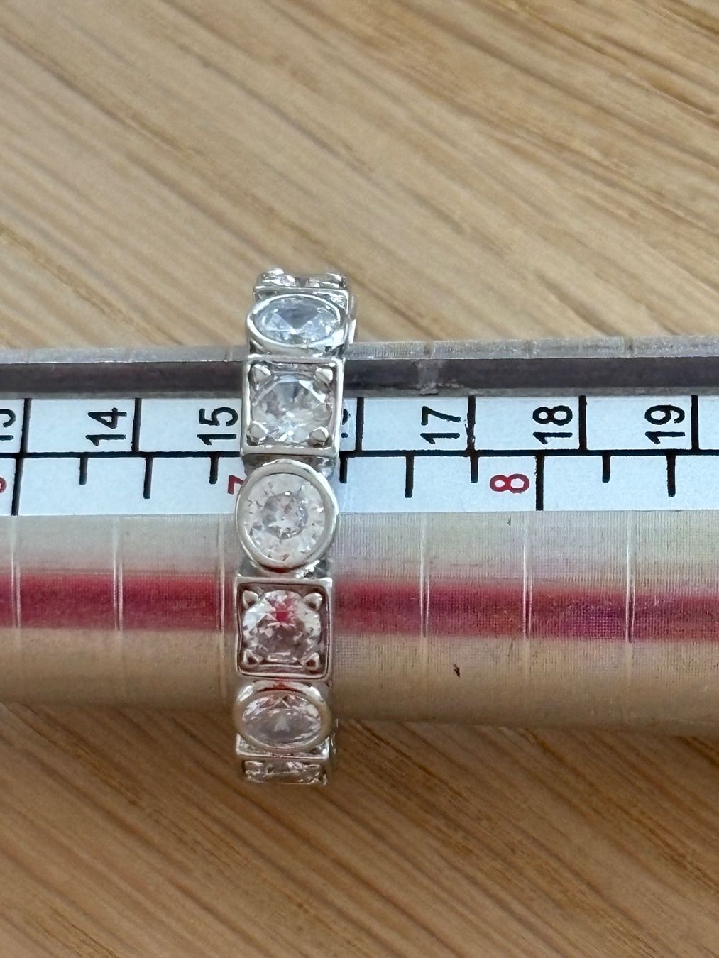 Anelli: Luxus Elegante Gr.17/7 Ring Memoire Farbe :Silber – Nuovo (secondo la descrizione) da Biel-Bienne venduto da Roserosse13 2