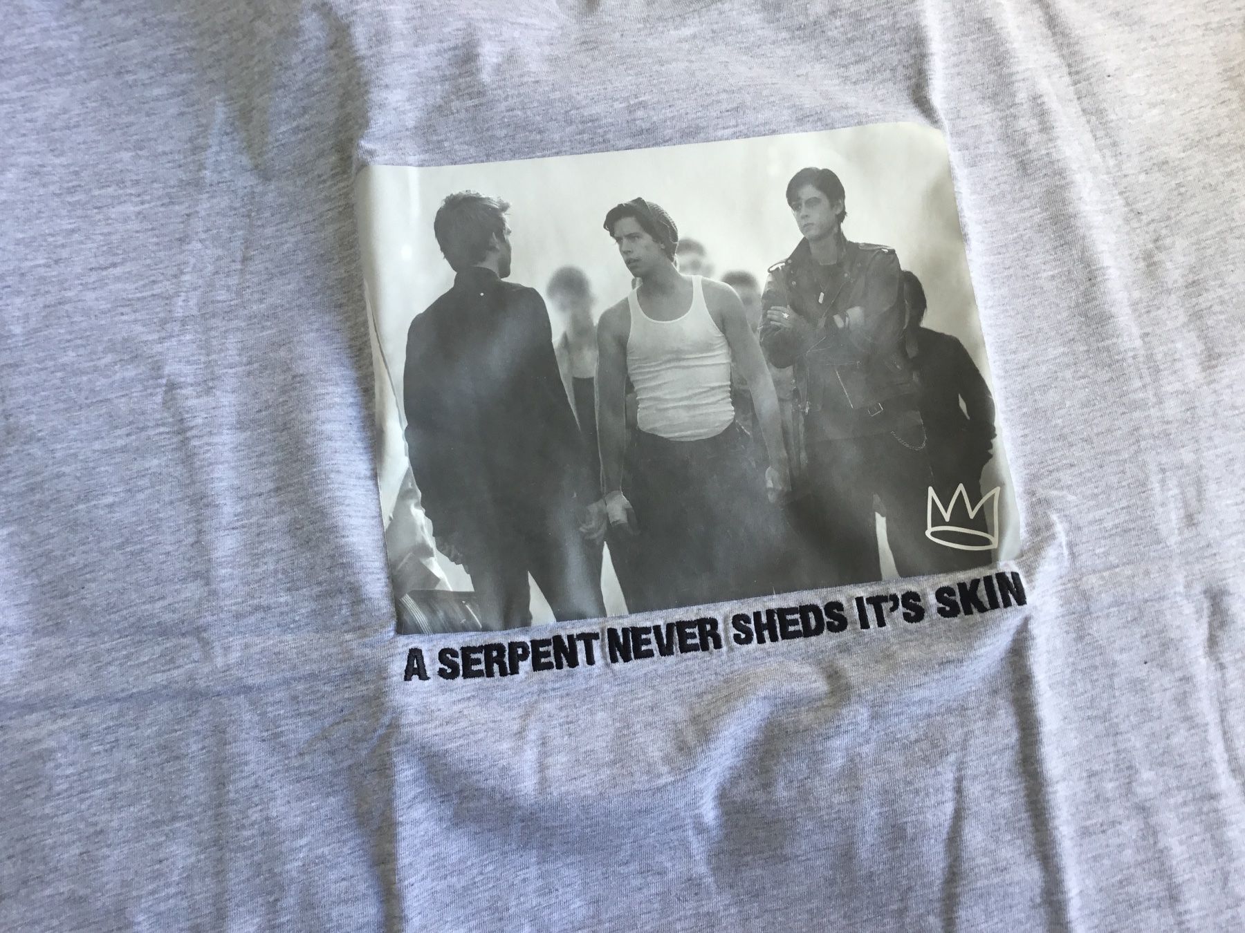 T-shirt: Cooles Tshirt Gr.M Riverdale – Usato da Würenlos venduto da Chicca2004 1