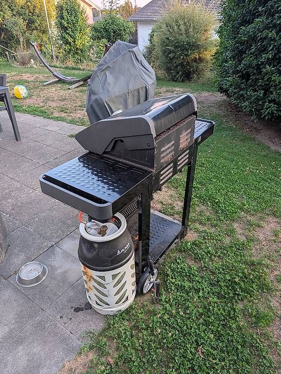 Griglie: Gasgrill zu verschenken – Usato da Hüttwilen venduto da frolens123 2