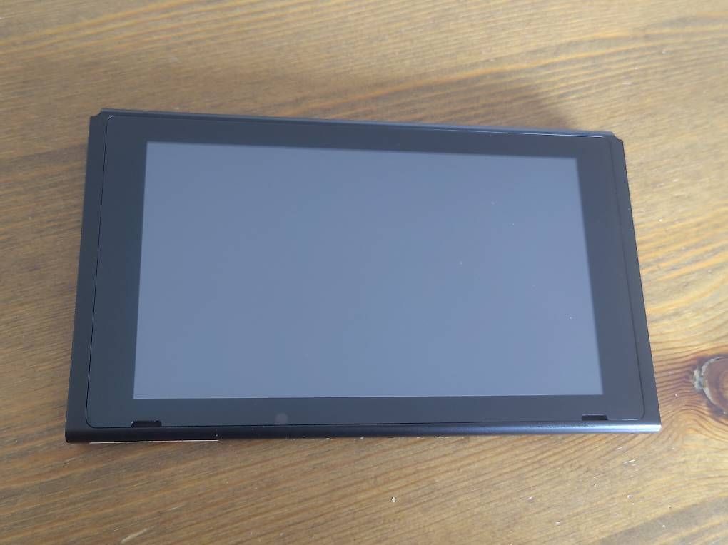 Nintendo Console: Nintendo Switch V2 Ersatz-Konsole - 025 – Usato da Wohlen AG venduto da gnabbr