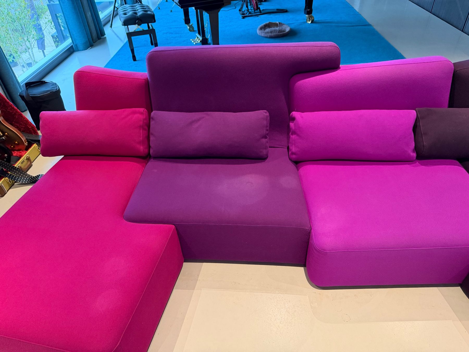 Ligne Roset Sofas: Ligne Roset Confluence Sofa – D'occasion à Ins par Sycor 4