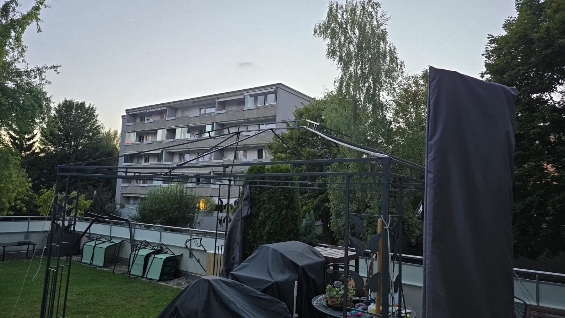 Abris: Pavillon – D'occasion à Wetzikon ZH par ali_h6mm 1