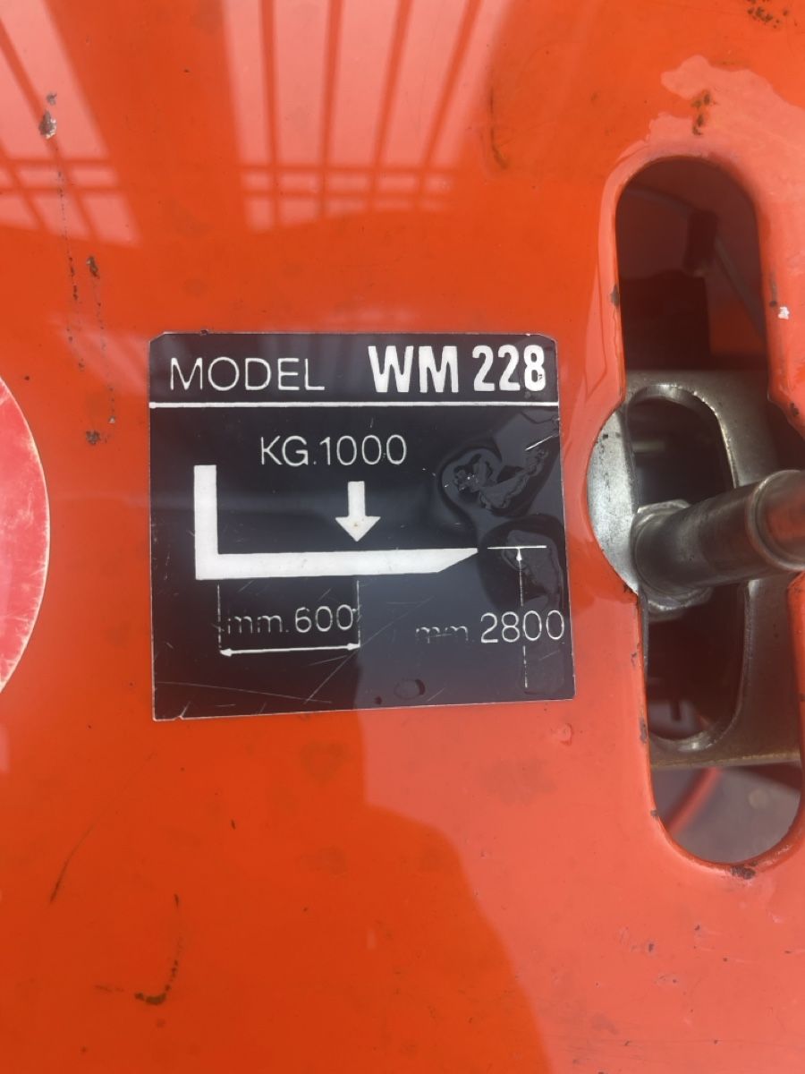 Carrelli elevatori e a forche: Stapler rot schwarz  – Difettoso da Andelfingen venduto da Metalmulisha 4
