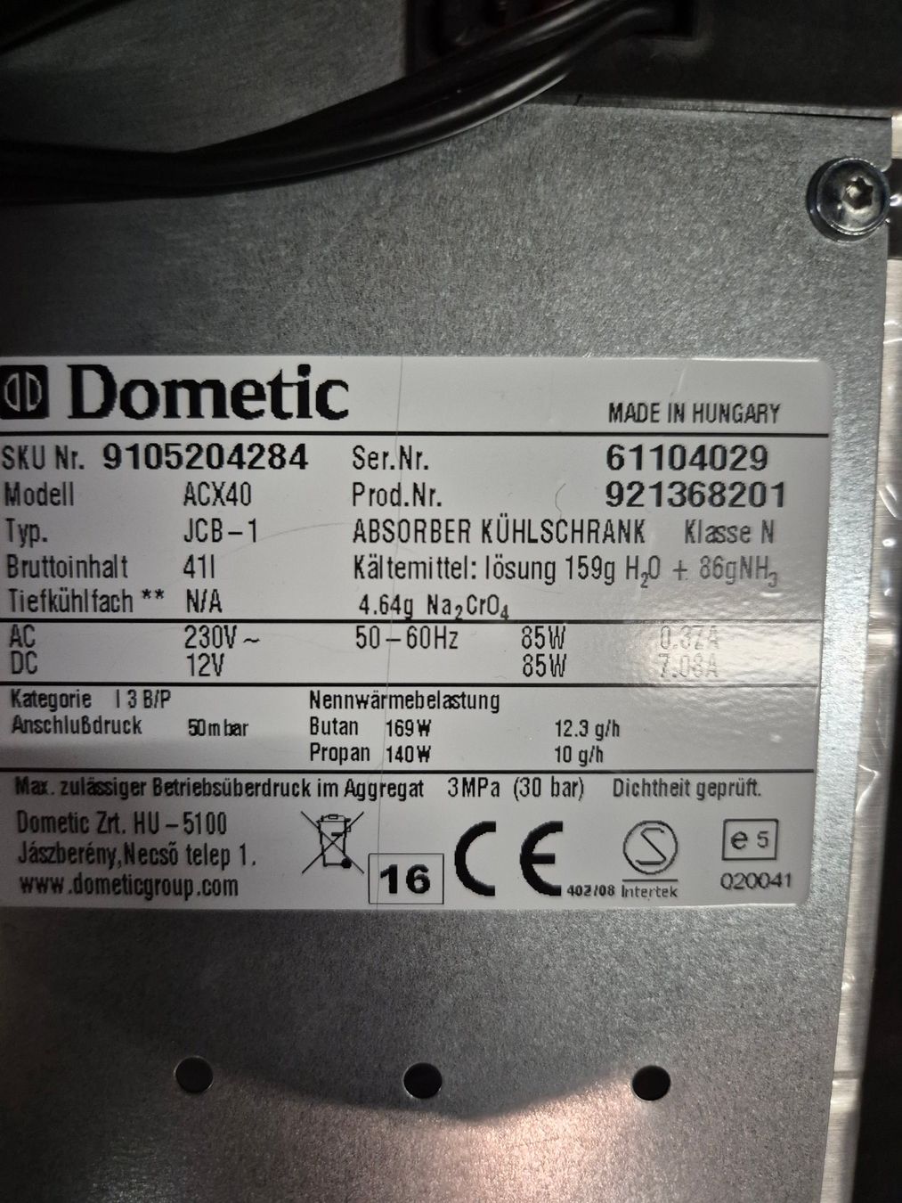 Dometic Frigoriferi & Refrigeratori: Dometic Gas, 12 volt / 230 volt Kühlschrank – Usato da Binz venduto da Ypsdryl 4