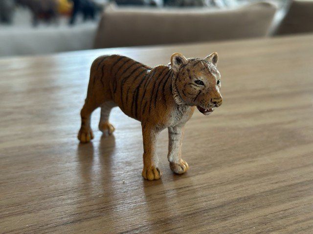Schleich Figuren: Schleich Erwachsener Tiger Sammelfigur – Gebraucht aus Fällanden von SafariSchleichCH