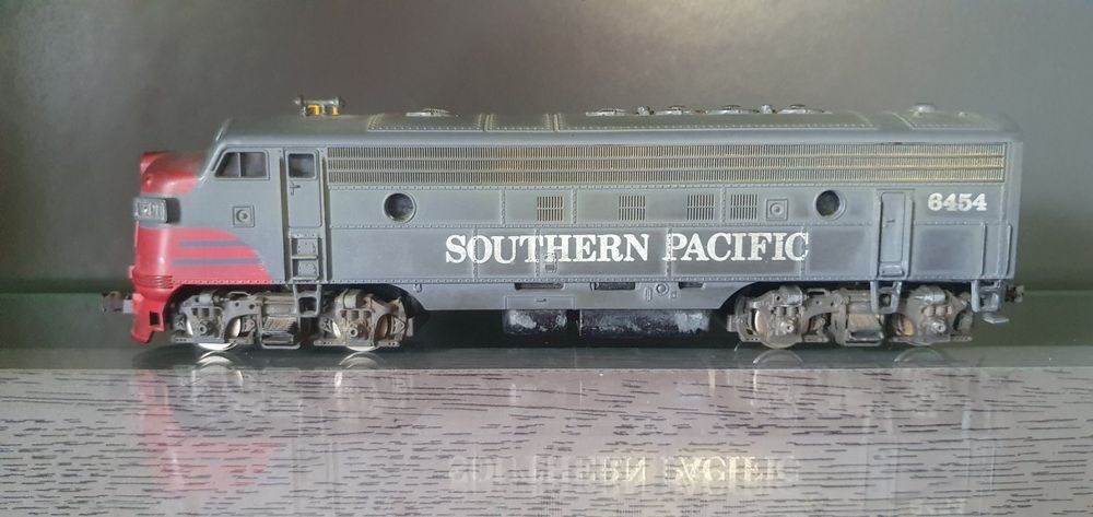 ATLAS/ROCO:DC: DIESELLOK SOUTHERN PACIFIC 6454 GEALTERT | Comprare su ...