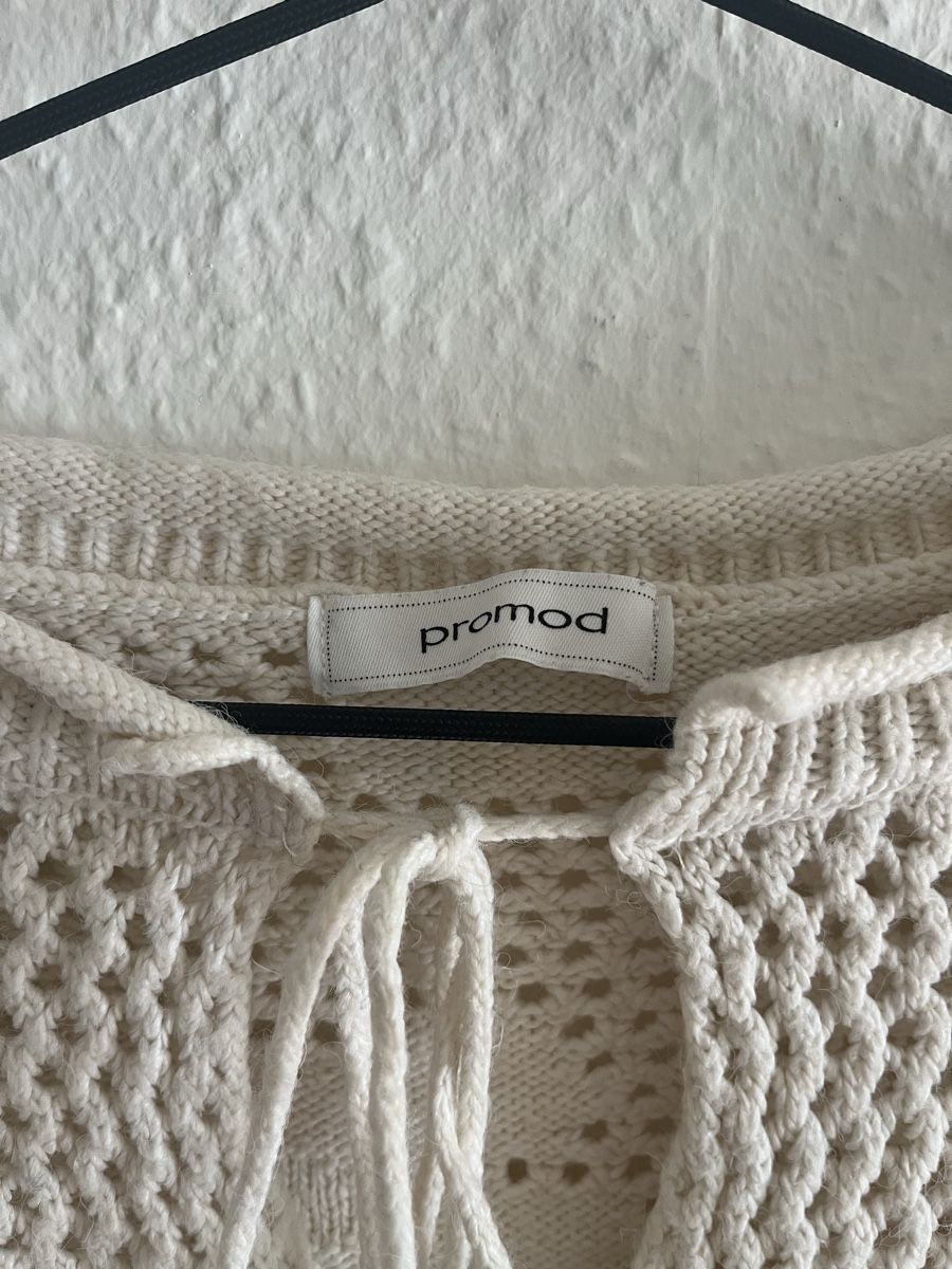 Maglioni & Felpe: Pull promod fleur  – Usato da La Chaux-de-Fonds venduto da vert_j 2