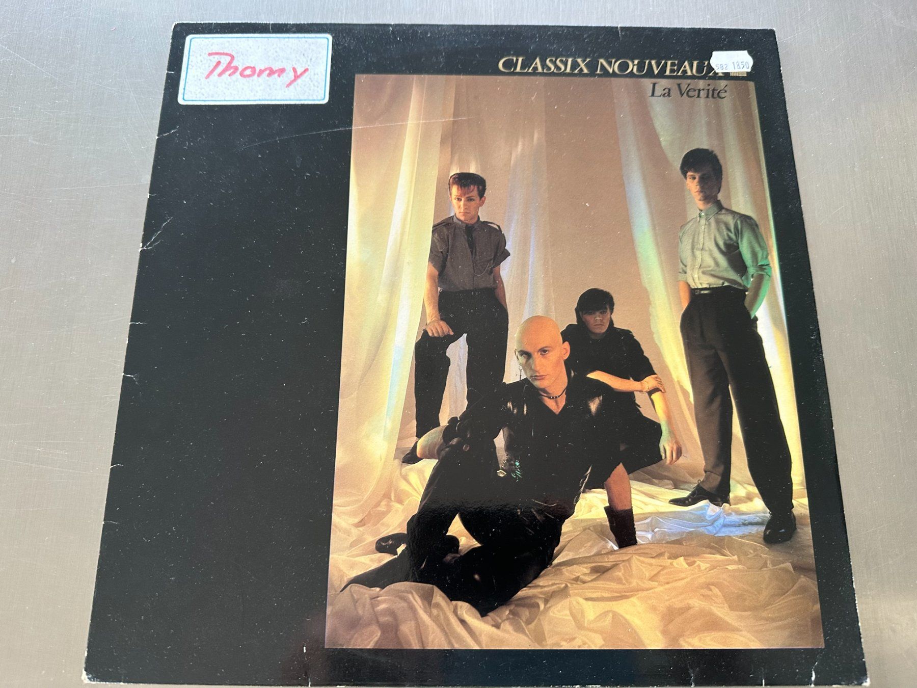 Dischi in vinile: CLASSIX NOUVEAUX LP LA VÉRITÉ - NEW WAVE – Usato da Sion venduto da jaipur1401