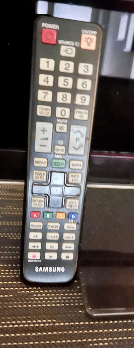 Televisori: Samsung TV 40 Zoll LED Fernseh – Usato da Ebnat-Kappel venduto da Privat1935 1