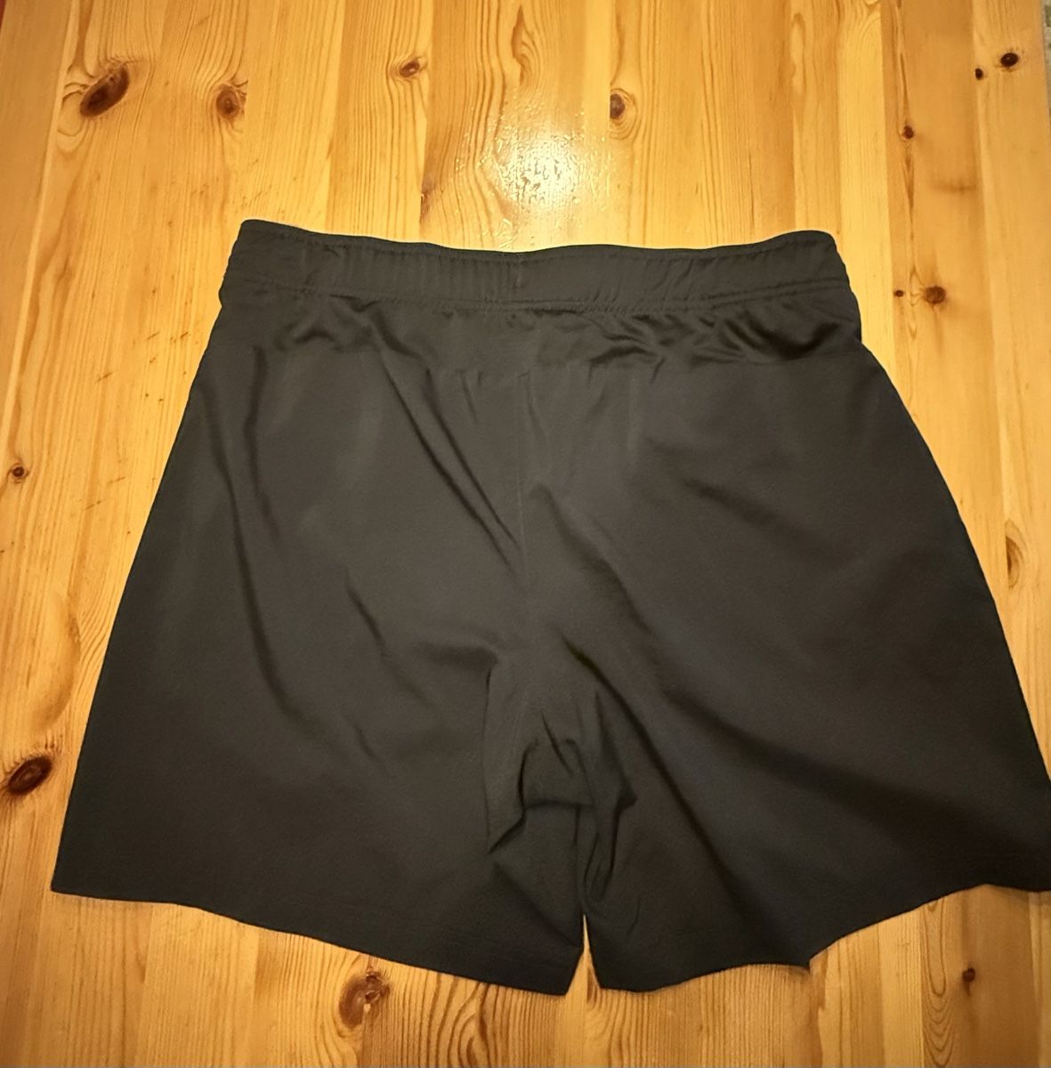 North Face Pantaloni: The north face short  – Usato da Gryon venduto da _PG_ 2