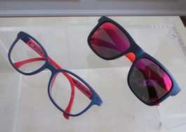 Sonnenbrille(100% UV-Schutz) und Brillengestell:Kinder 10 J.