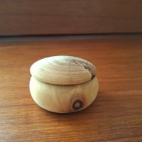 Boîte en bois vintage