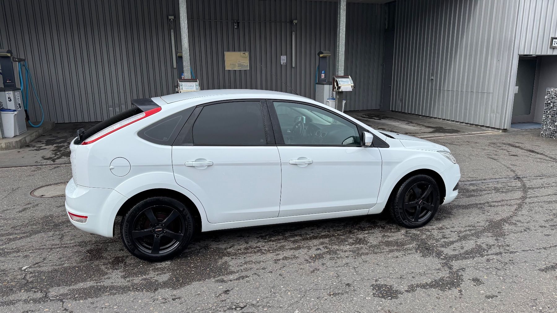 Ford Autos: Ford Focus 1.6 TDCI ab MFK & Service – Gebraucht aus Stetten AG von TheBestBrands 2