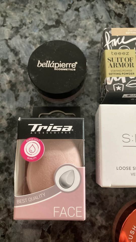 Maquillage: Schmink Set Puder – D'occasion à Rudolfstetten par Stellina1975 1