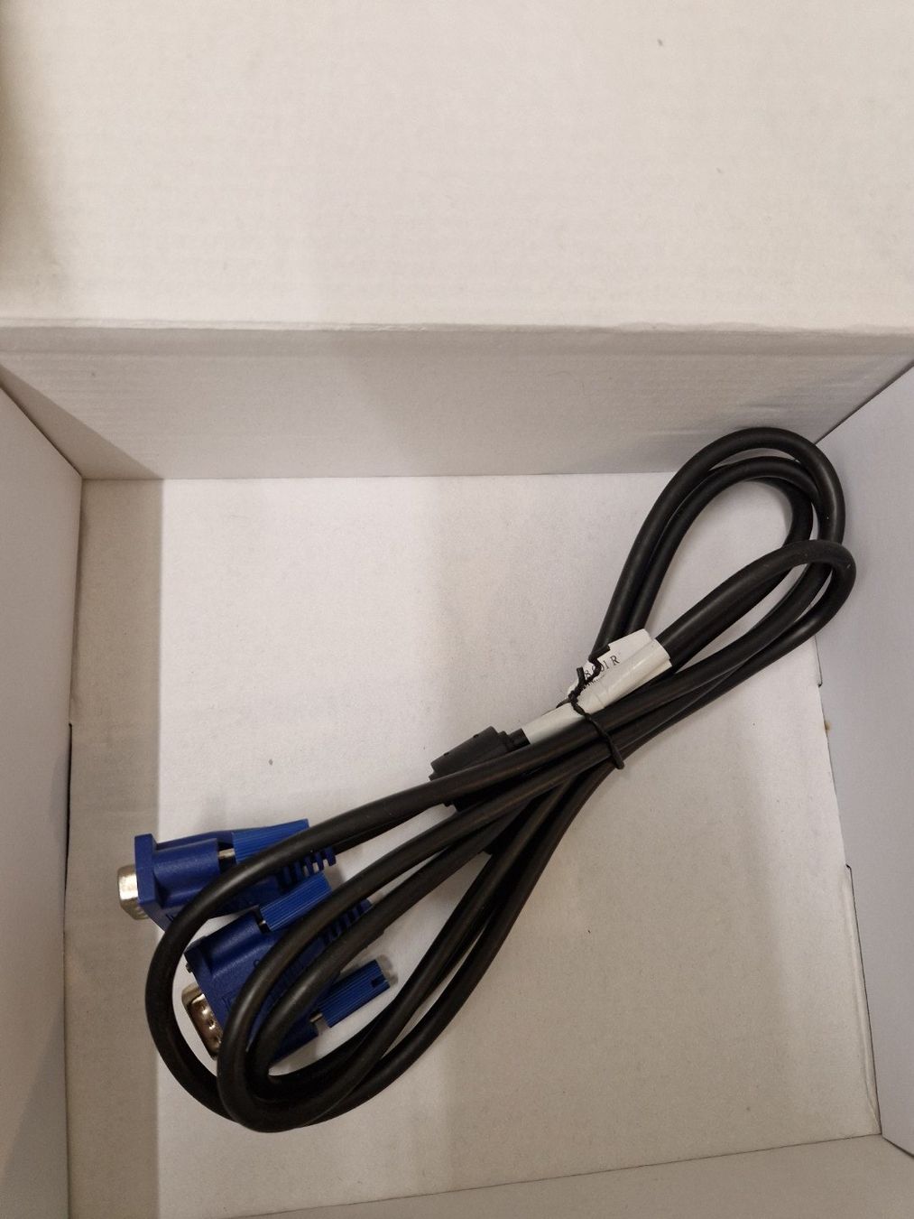 Hub & Switch: LevelOne KVM-0222 2-Port USB KVM Switch – Usato da Au ZH venduto da myamisumi 3