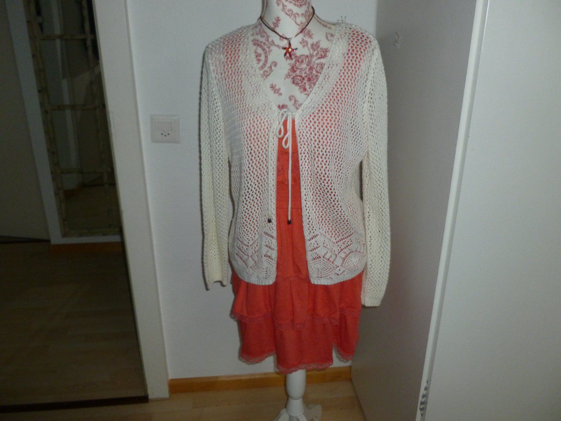 Lots de vêtements: 2 Teile – D'occasion à Arlesheim par Jadur