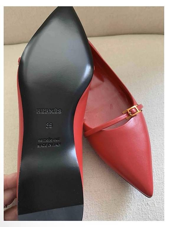 Hermès Scarpe da donna: Hermès Leather Red Ballet Flats – Nuovo e nell'imballaggio originale da Zürich venduto da Nast_a 2