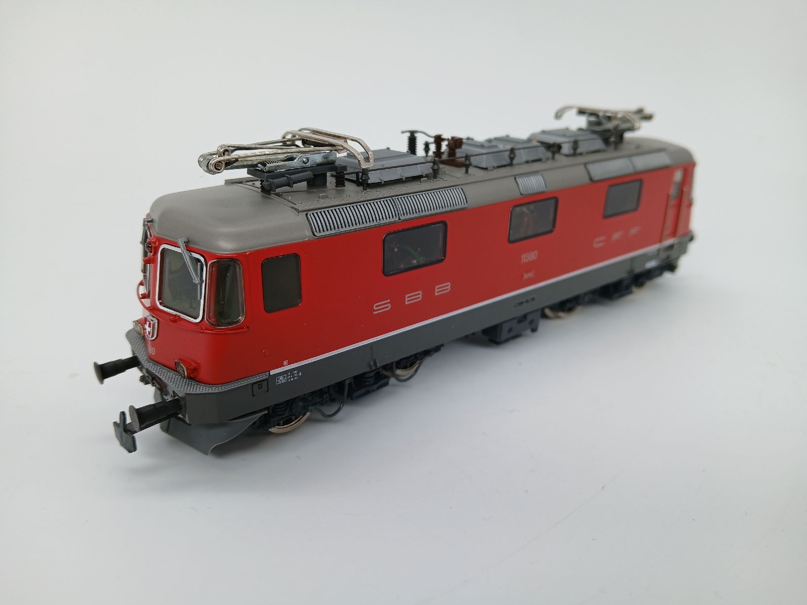 Hag Modelleisenbahnen: HAG 166 SBB Re4/4 Rot – Gebraucht aus Interlaken von F.Loco 1