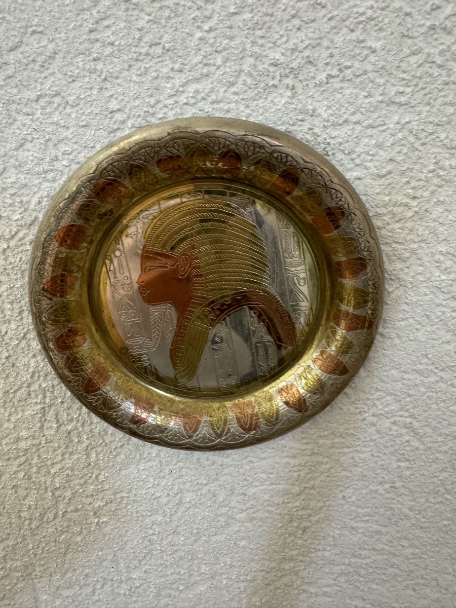 Piatti: Assiette murale décorative égyptienne – Usato da Veyrier venduto da kimedovapa