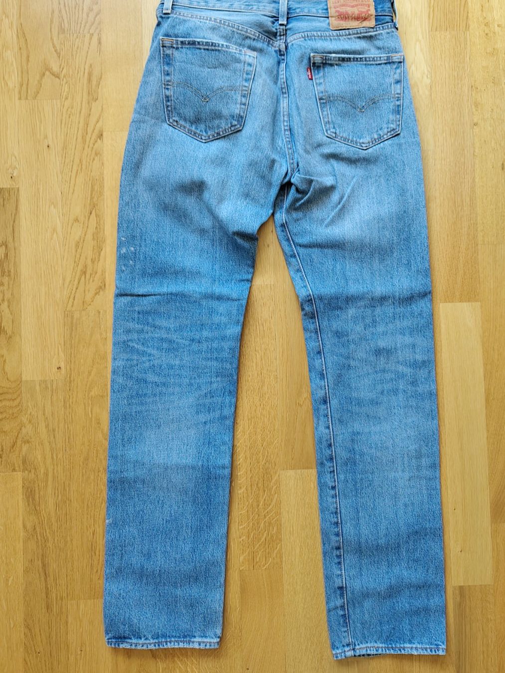 Levi's Jeans: Destroyed Levis W30 L34 – Usato da Basel venduto da AufeinenBlick 7
