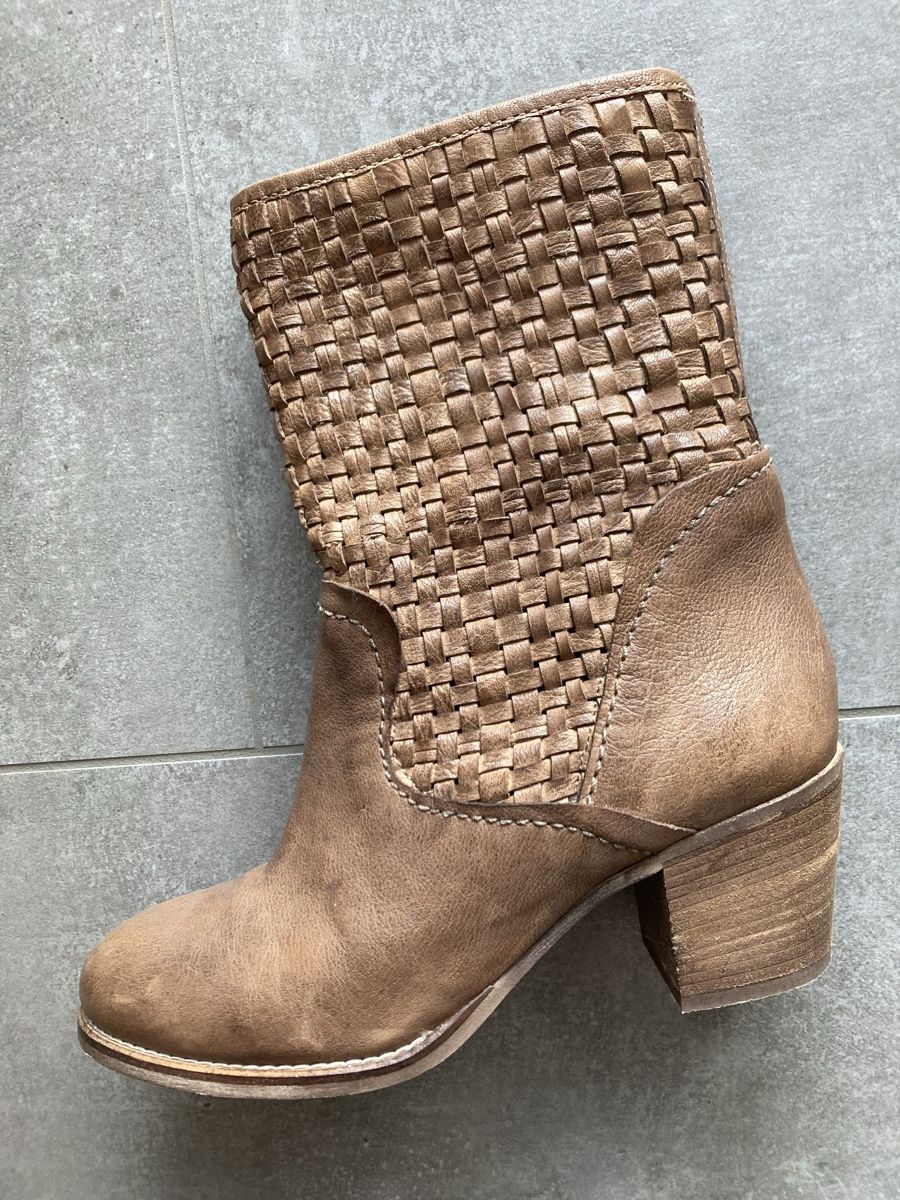Maddison Scarpe da donna: Freche MADDISON LEDER - STIEFELETTEN – Usato da Nidfurn venduto da cejeisda
